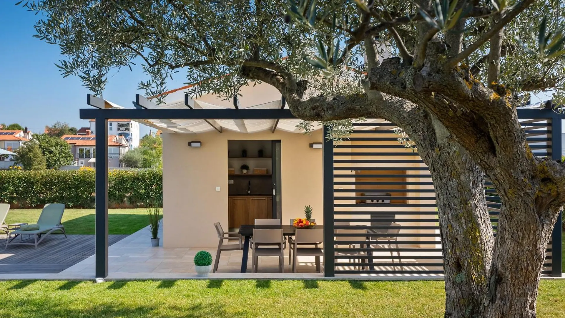 Modern Villa Amoroso With Pool In Porec Nova Vas